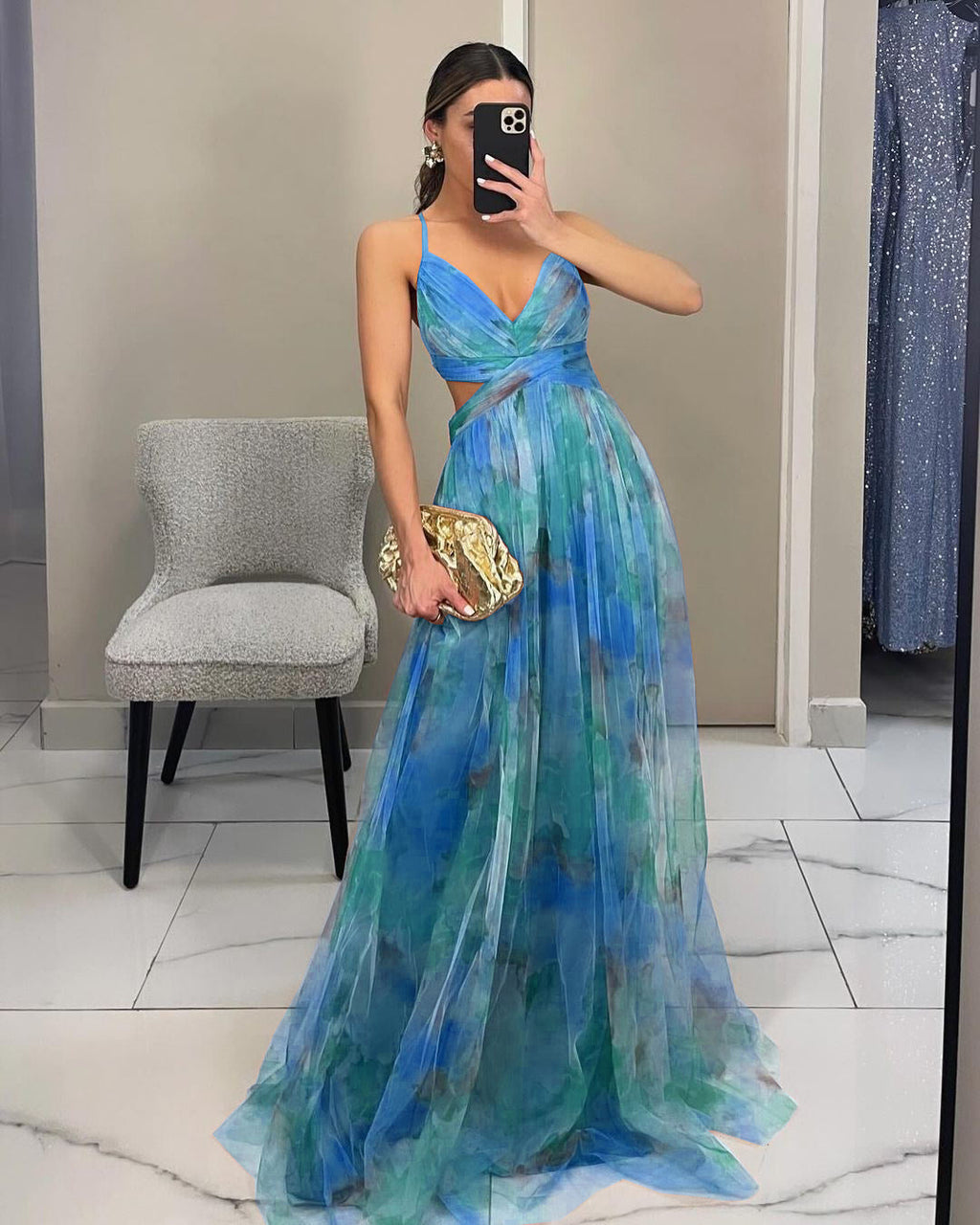 Valenzora | Wunderschönes langes Kleid aus bedrucktem Tüll mit floralem U-Boot-Ausschnitt, geschlitzter Seite, ärmellos, elegant, Vintage, Abendkleid für Damen