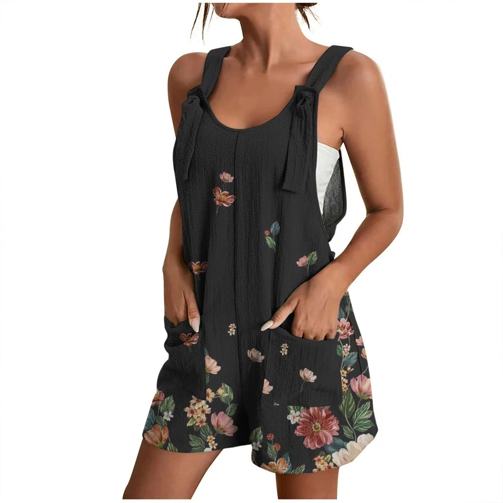 Women's airy jumpsuit with floral patterns and practical pockets, size S