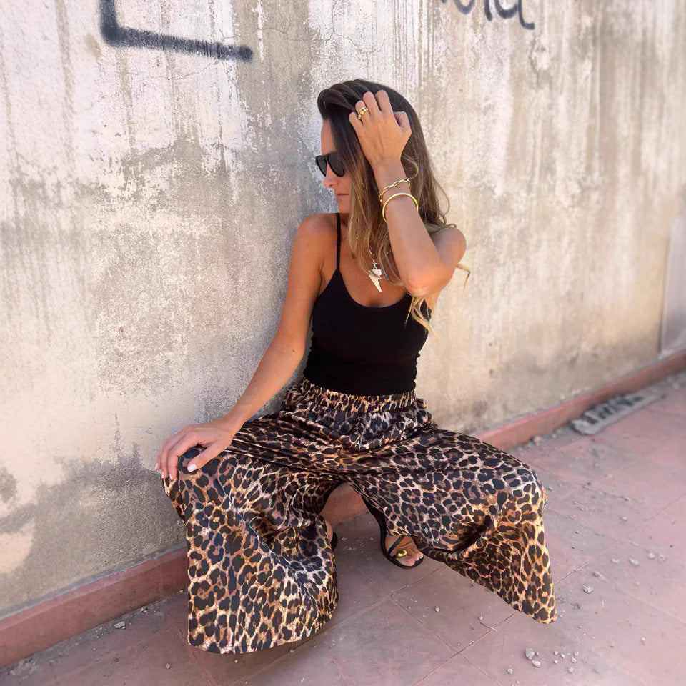 Women's wide-leg palazzo pants with leopard print, size