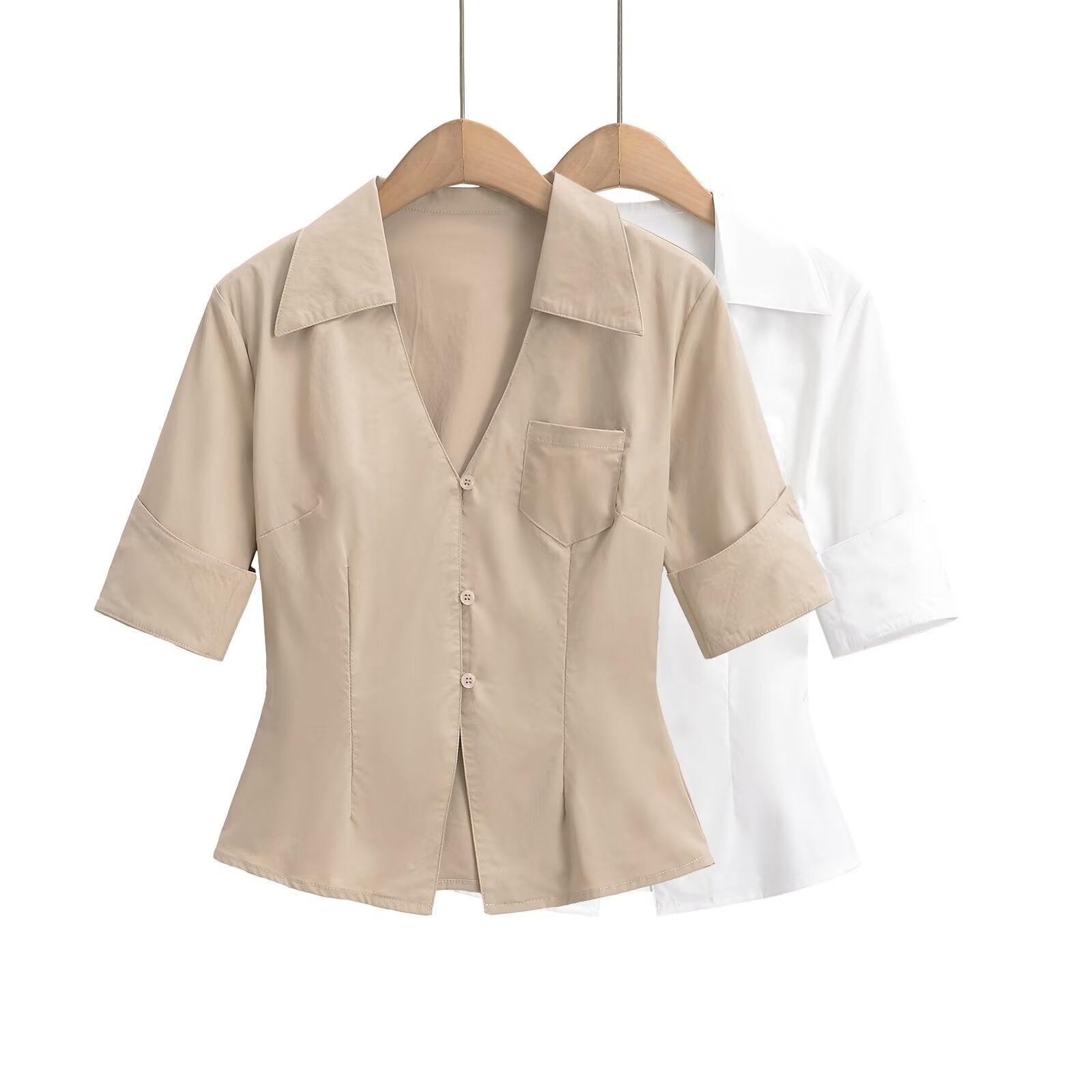 Women's blouse with classic lapel and timeless cut, size
