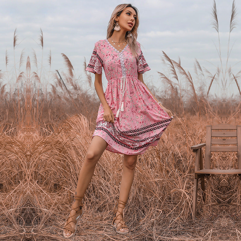 Damen Boho-Style Kleider mit Stickdetails und Taillenzugbund Drune