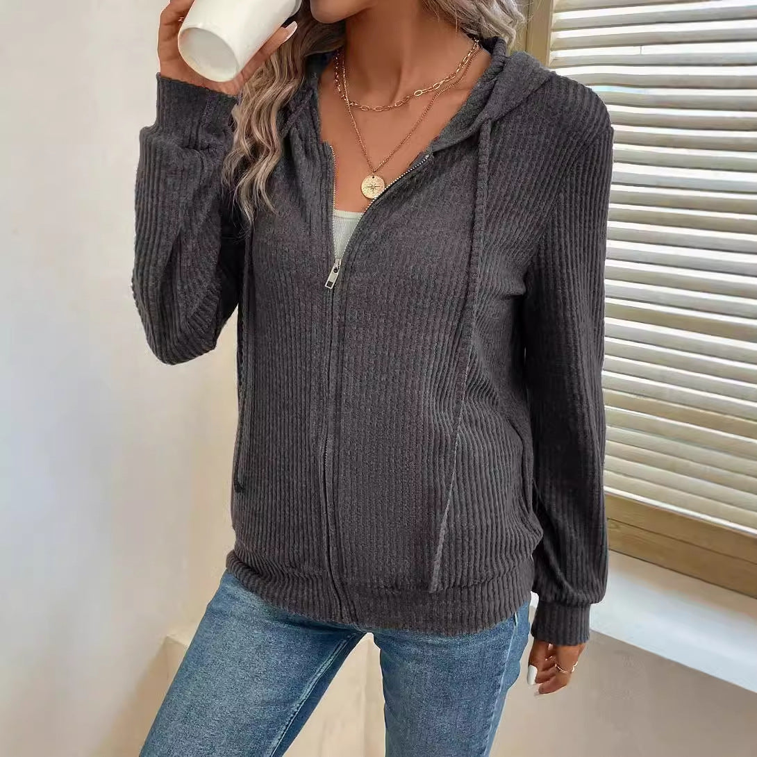 Gemütliche Kapuzenjacke für Damen in stylischem Rippstrick-Design, Größe Valenzora