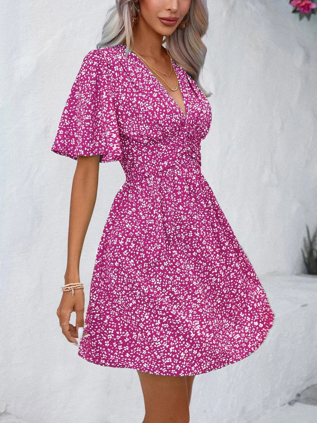 Damenkleid mit Blumenmuster, V-Ausschnitt und kurzen Ärmeln, Größe