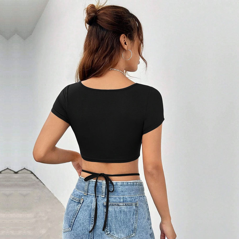 Enganliegendes Damen-Crop-Top mit modischen Cut-Out-Details, Größe [size]
