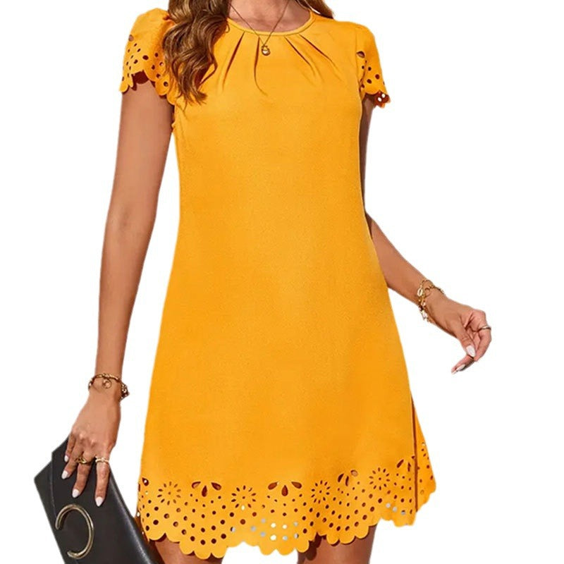 Damen-Sommerkleid mit dekorativem Lochmuster, Größe