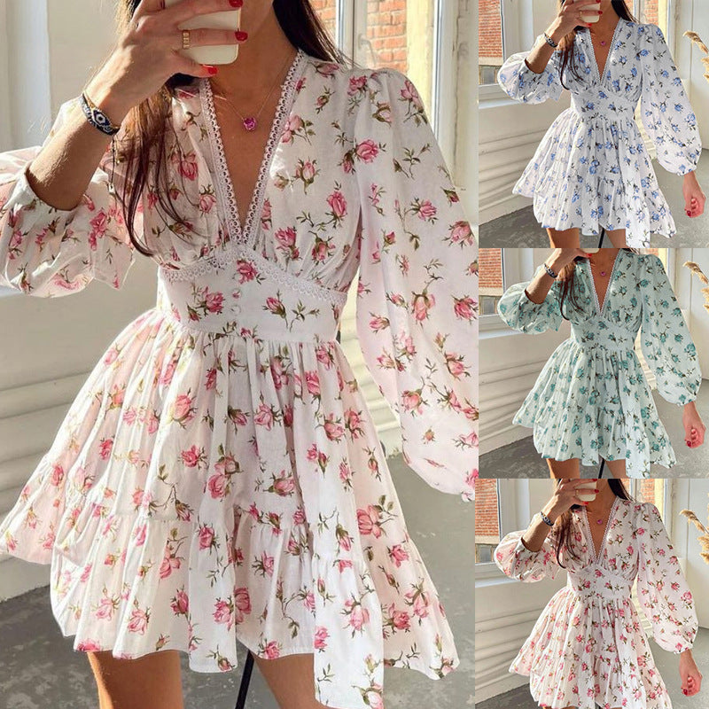 Valenzora | V-neck pleated short-sleeved dress
