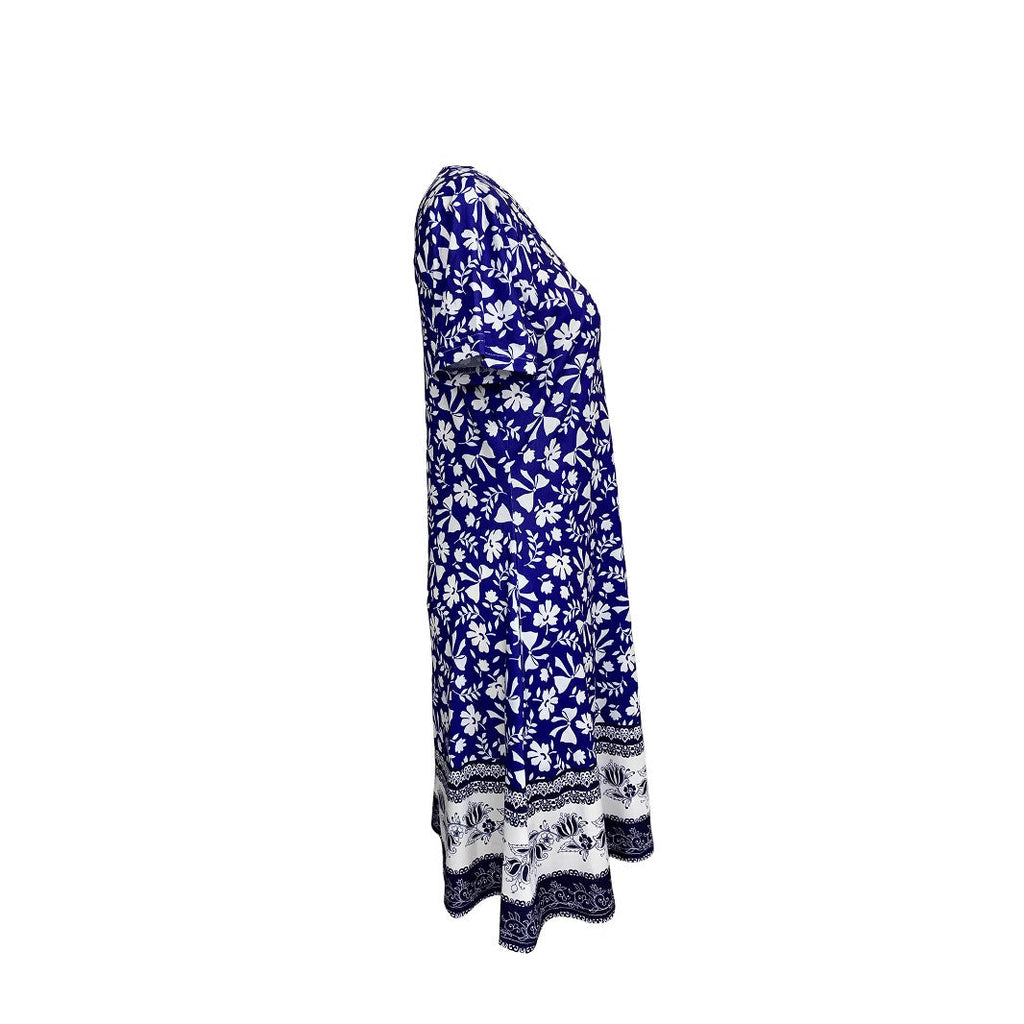 Women's casual dress with playful floral print and practical pockets Drune