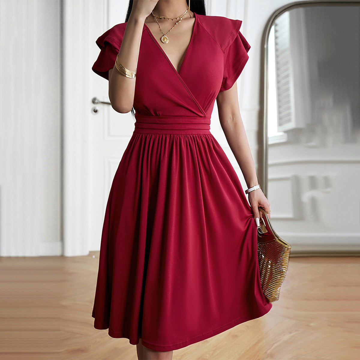Valenzora | Elegantes Midikleid mit V-Ausschnitt