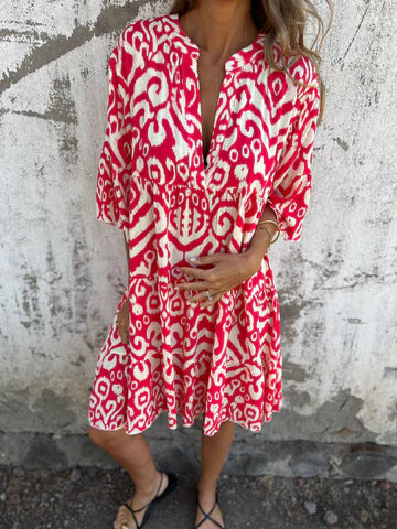 Women's casual beach dress with high side slits and fashionable print pattern, size S