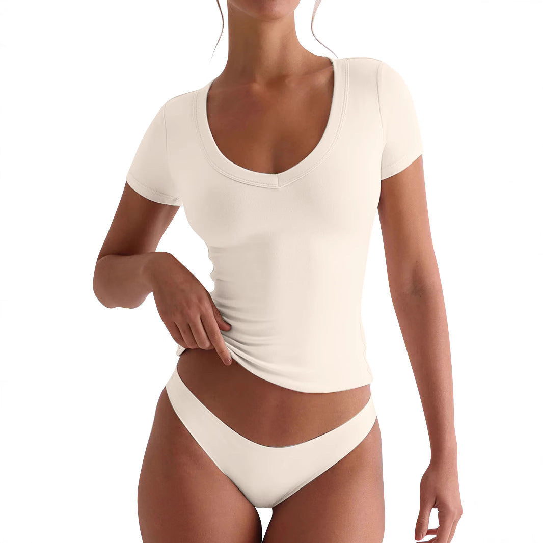 Women's fitted V-neck T-shirt with short sleeves, size