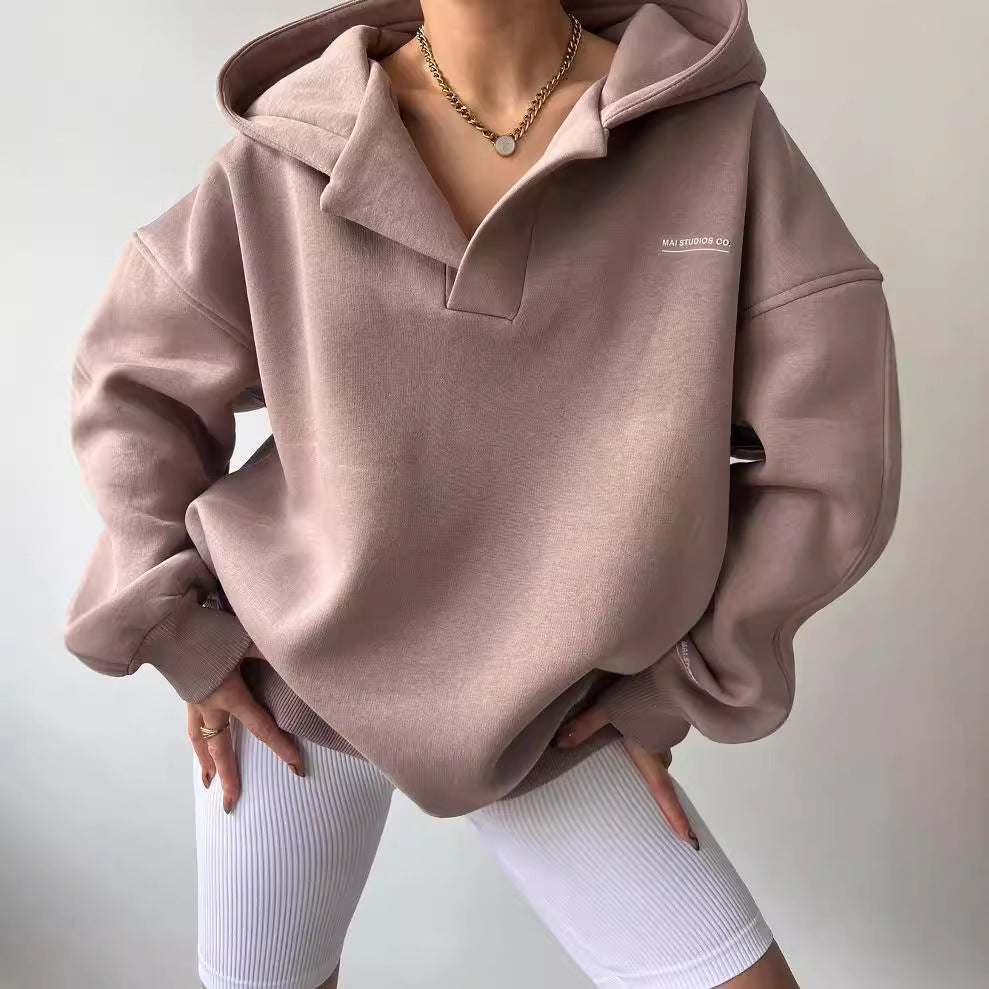 Women's oversized hoodie with kangaroo pocket and comfortable fit, size S