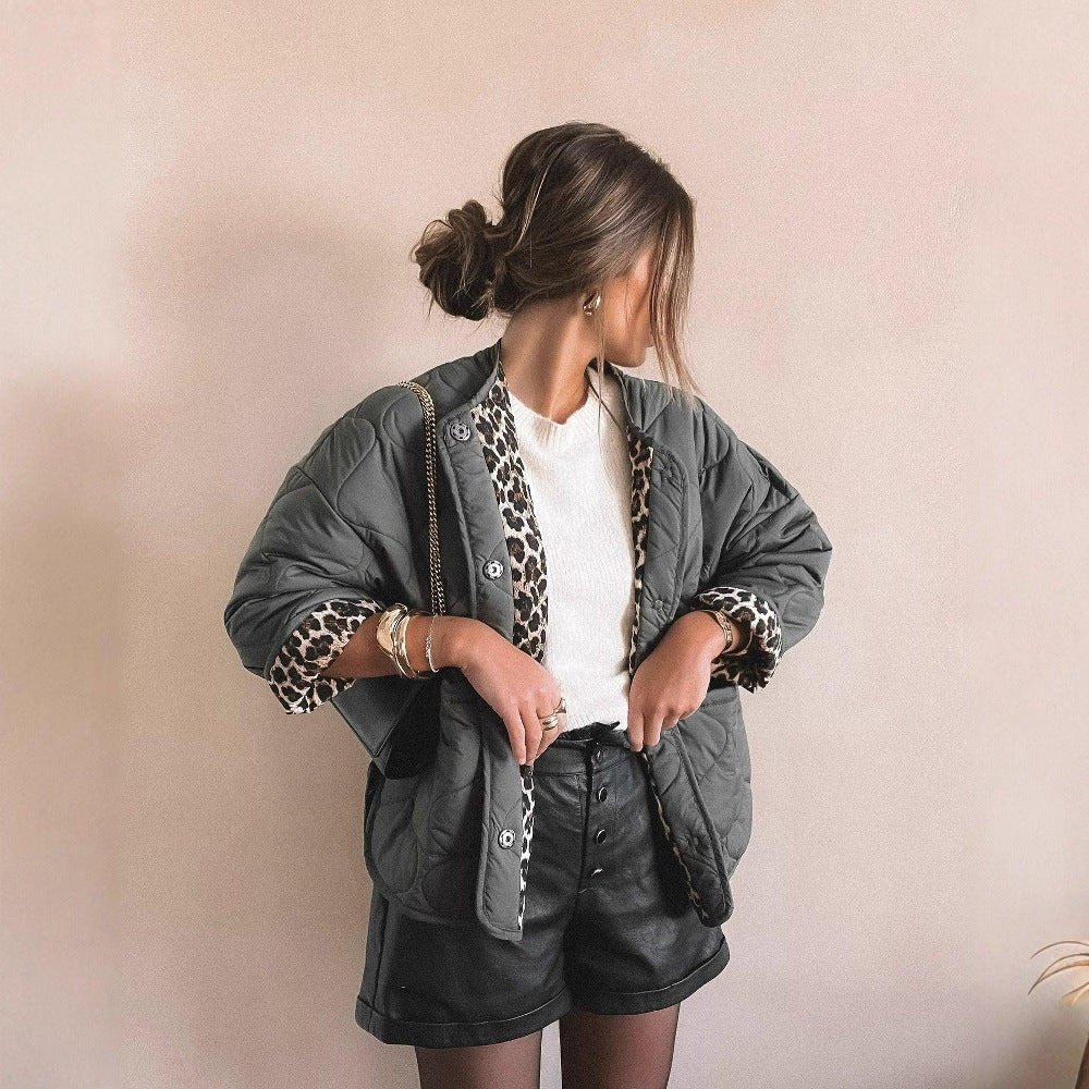 Women's quilted jacket in an elegant design with practical button closure and side pockets, size S