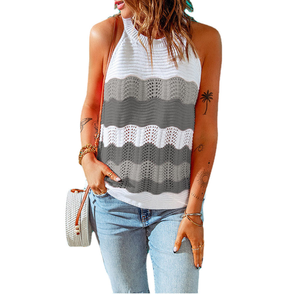 Women's casual knit top with a creative wave pattern and airy fit, size