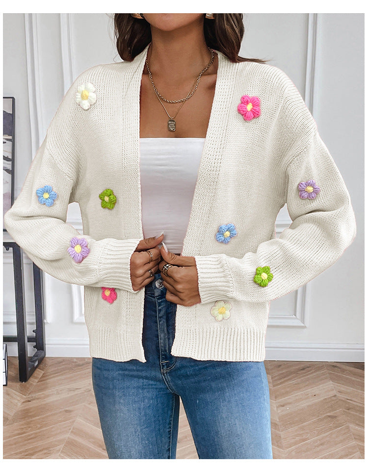 Valenzora | Handgehäkelte gestrickte Blumenstrickjacke