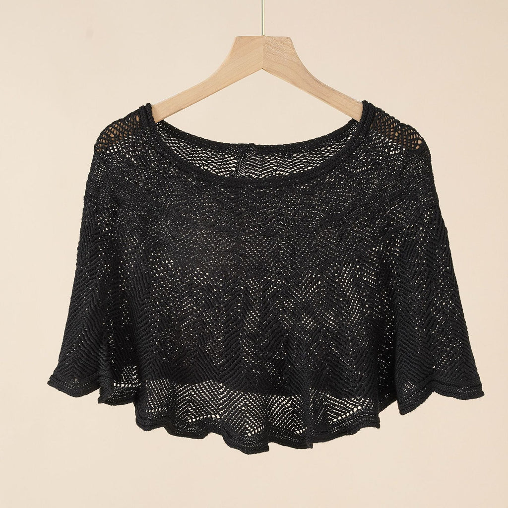 Luftiger Strickponcho für Damen in modernem Design, Größe