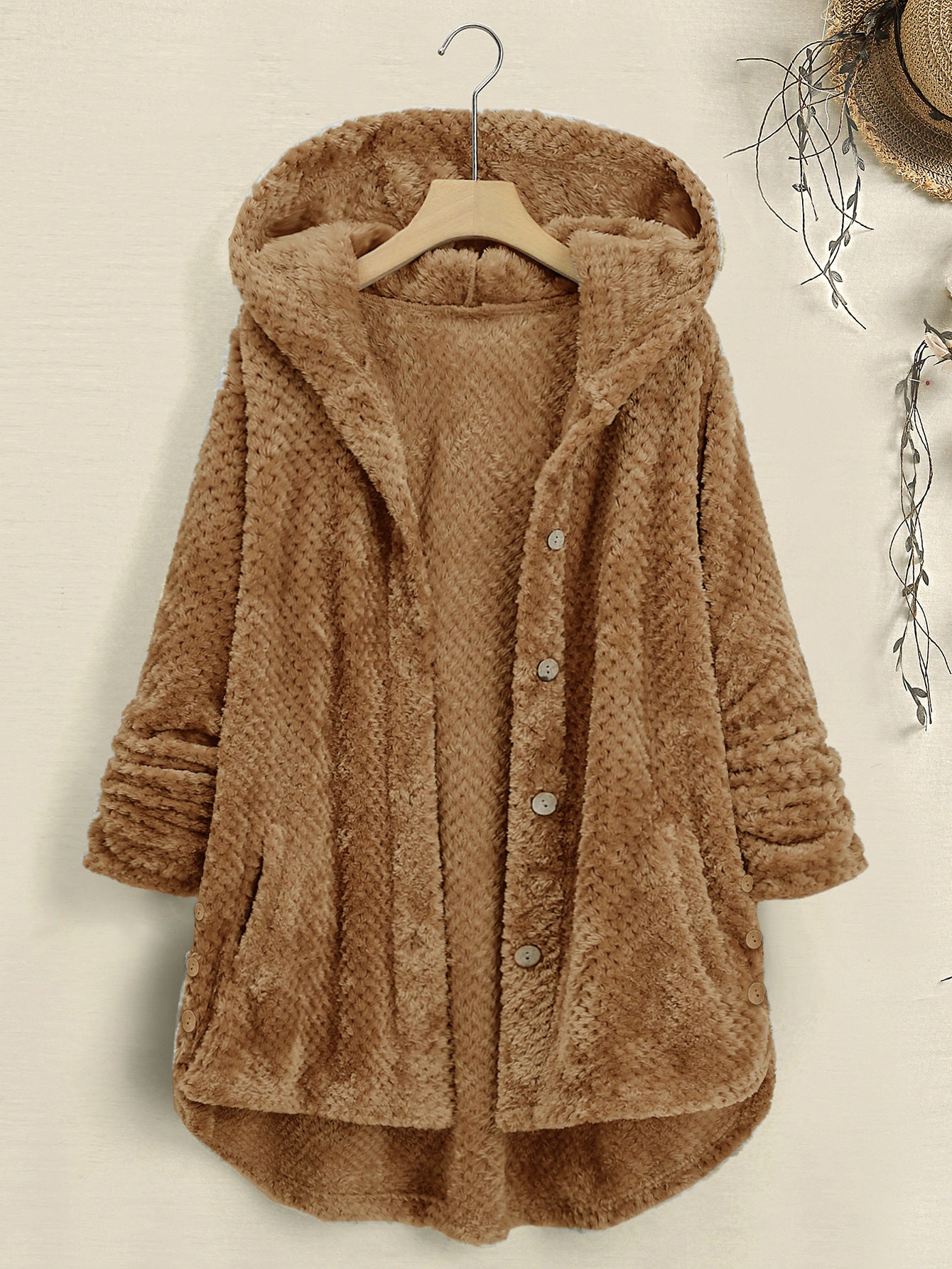 A relaxed sweater from Tiara