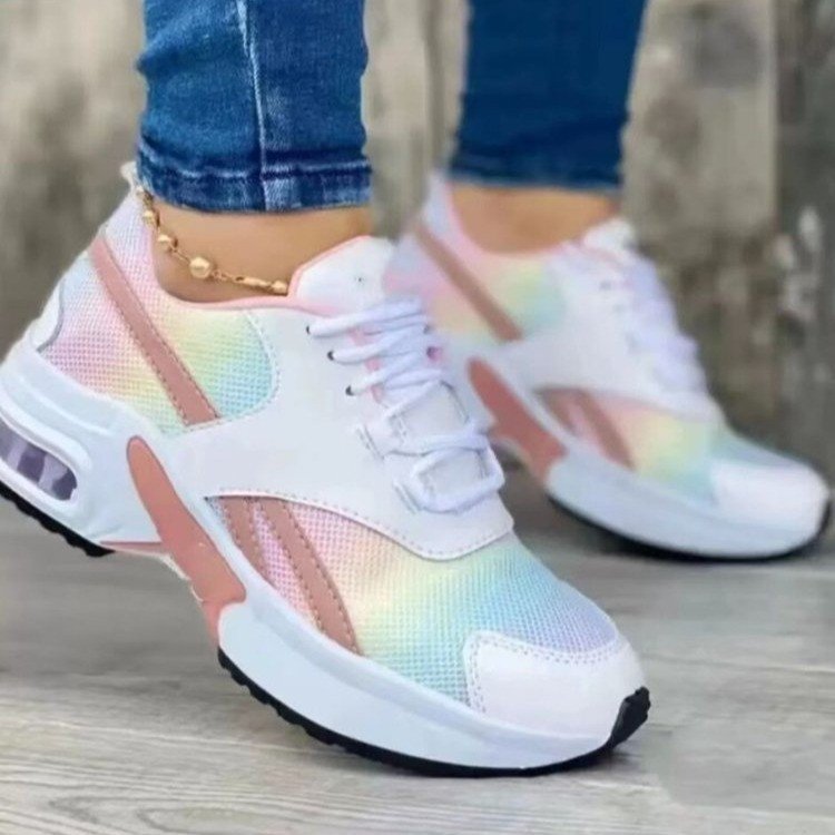 Women's sporty sneakers with breathable mesh upper and cushioned sole, size Valenzora