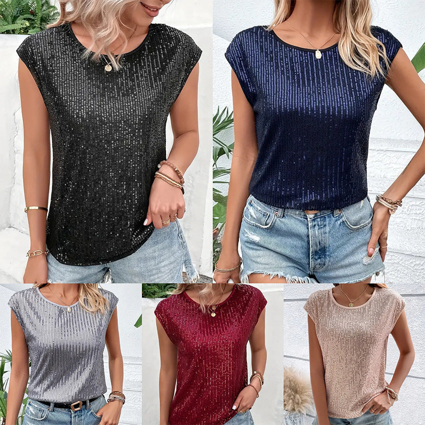Women's glittery top with a relaxed fit, size