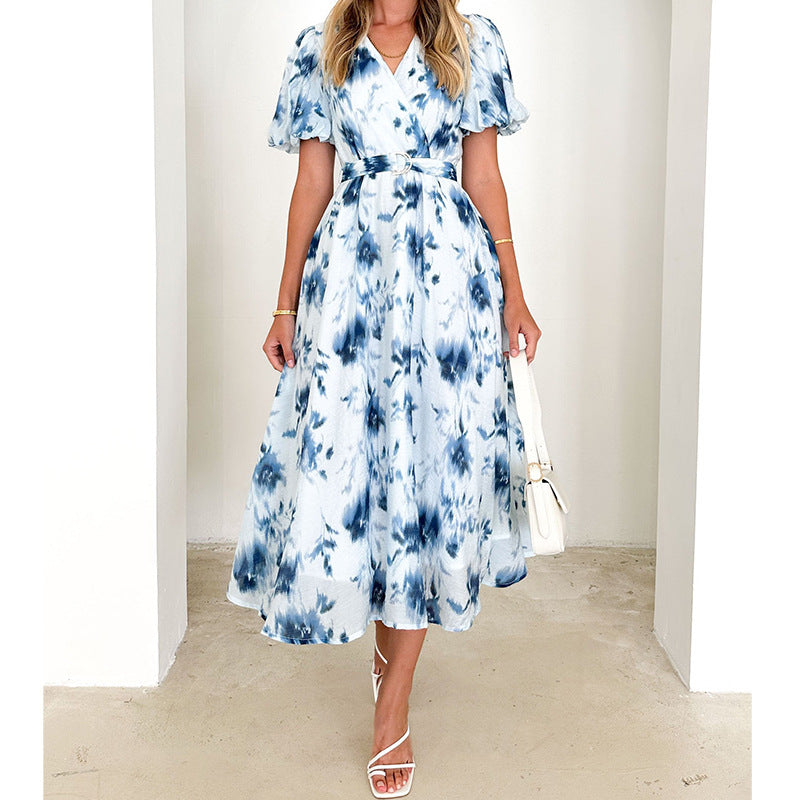 Women's midi dress with a fitted cut, voluminous sleeves and an elegant wave pattern, size Valenzora