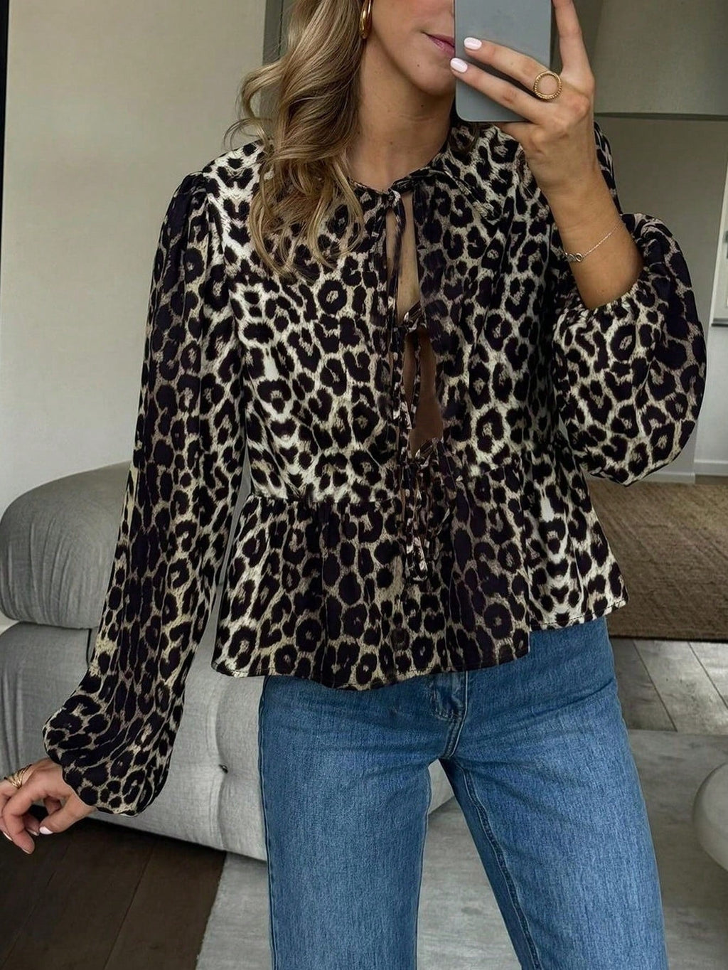 Women's blouse with leopard print and ruffles, size