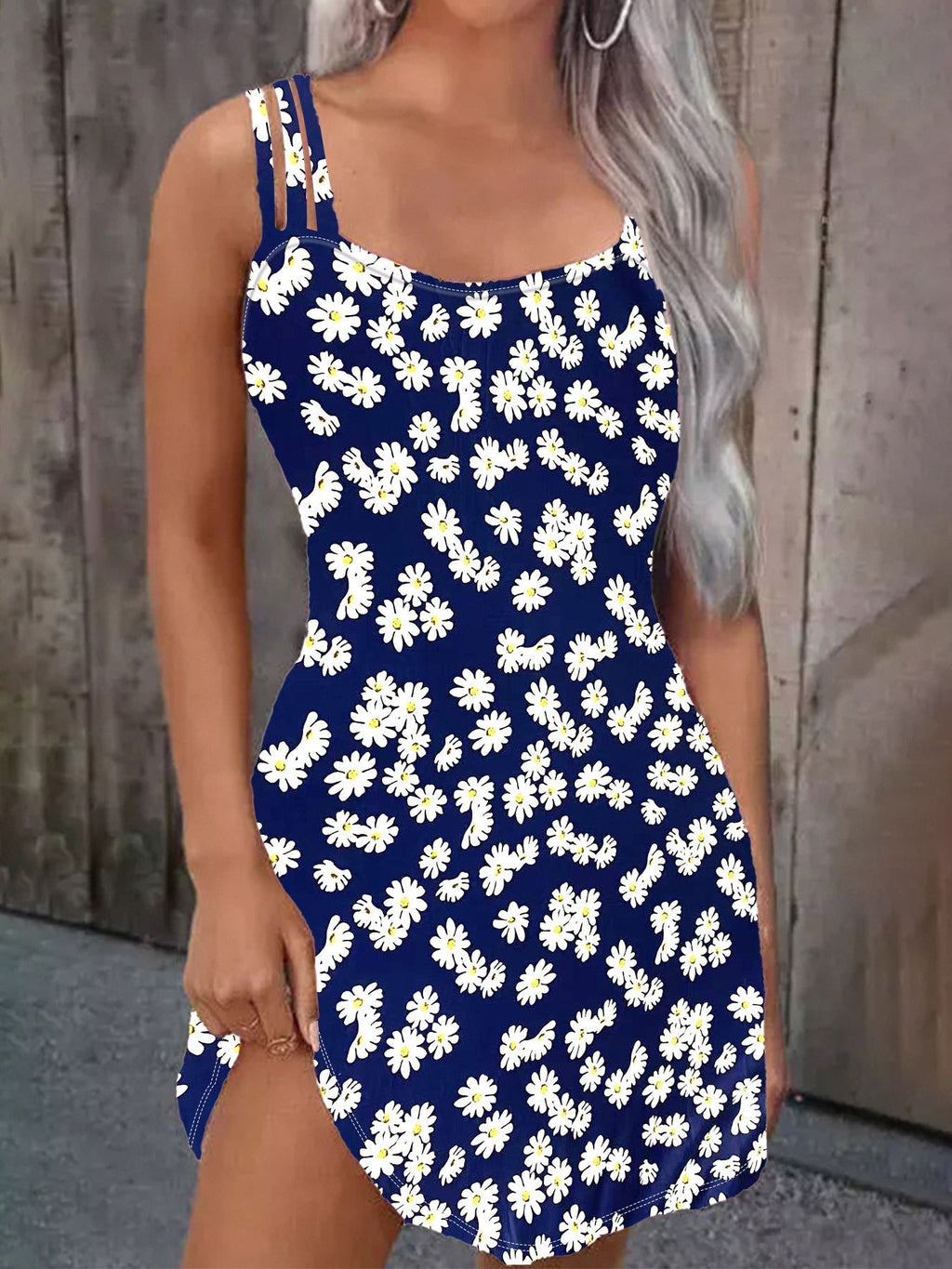 Cute sleeveless mini beach dress with daisy motif, size Valenzora