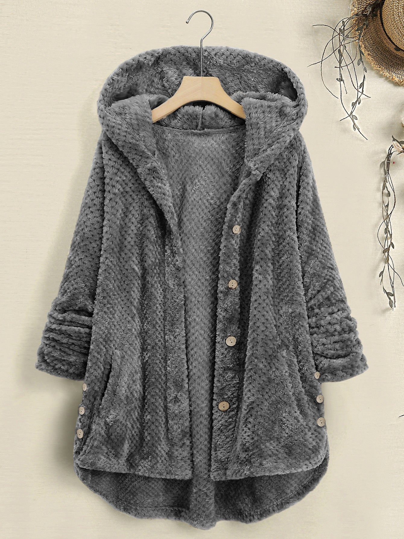A relaxed sweater from Tiara