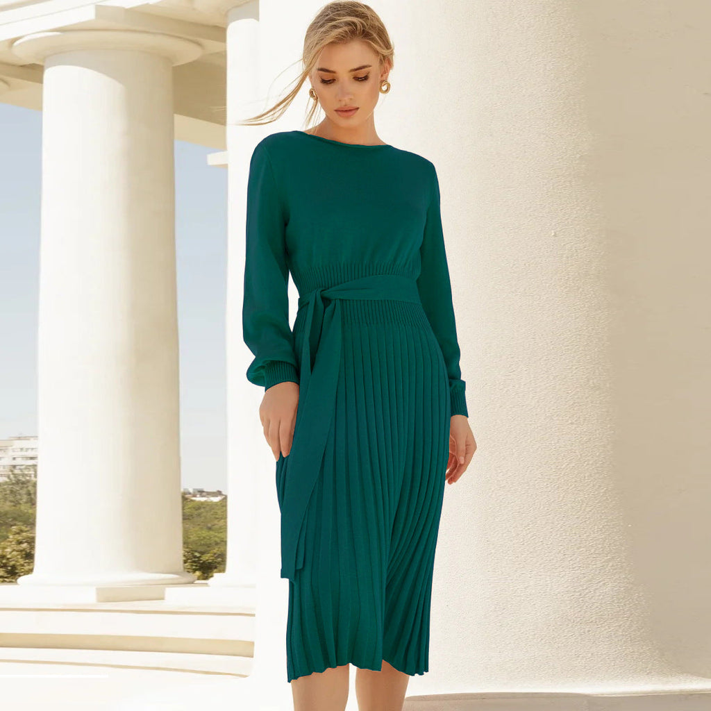 Women's knitted dress with adjustable belt and long sleeves, size