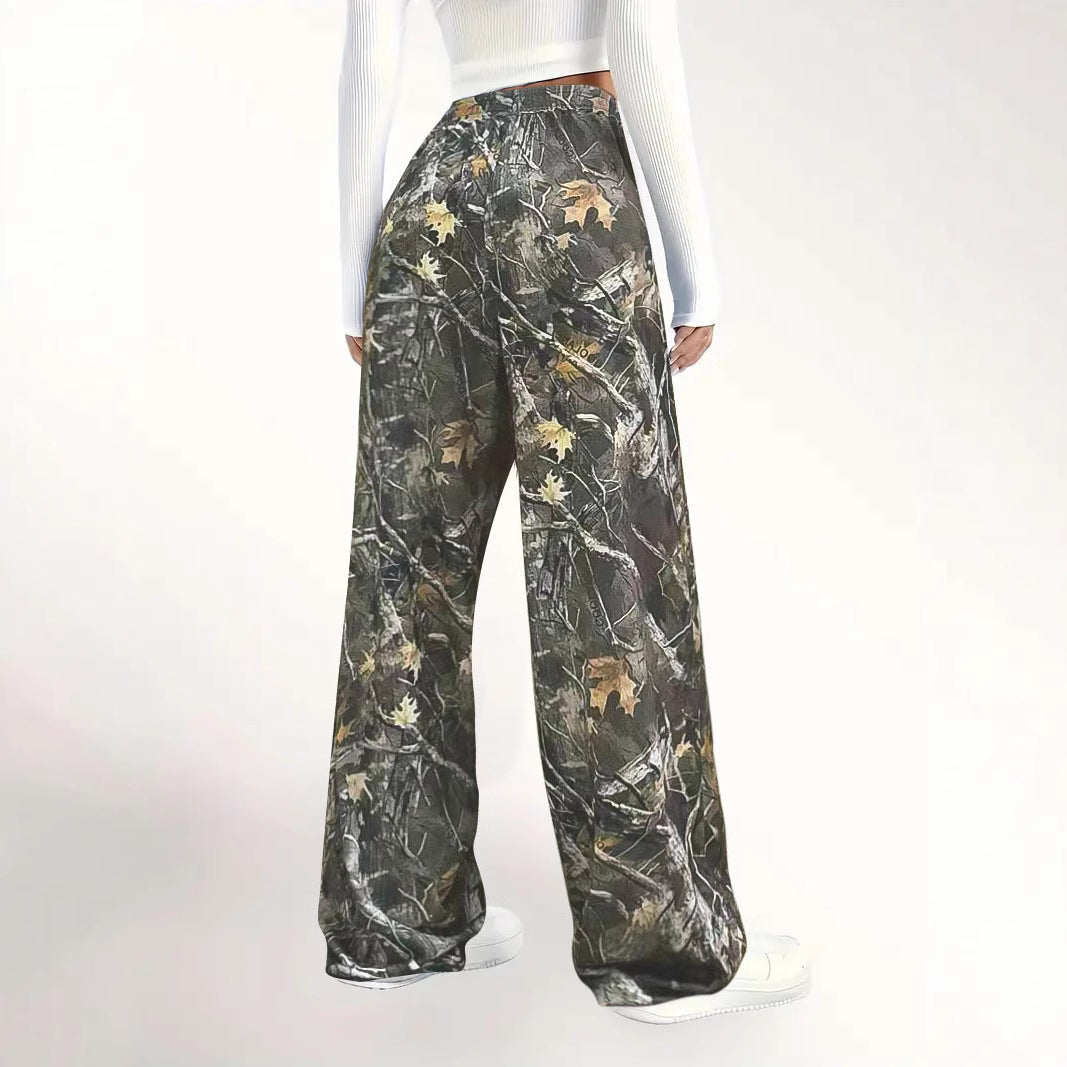 Bequeme Damen-Cargohose im trendigen Camouflage-Design, Größe