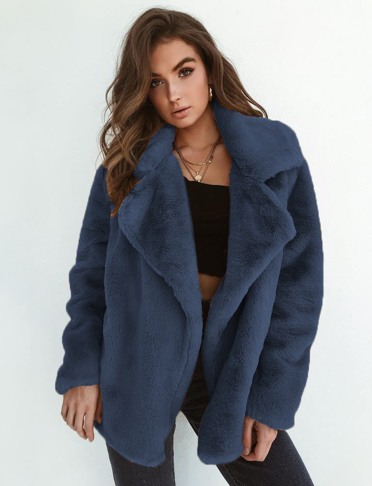 Women's elegant faux fur jacket with soft collar and relaxed fit, size [size]