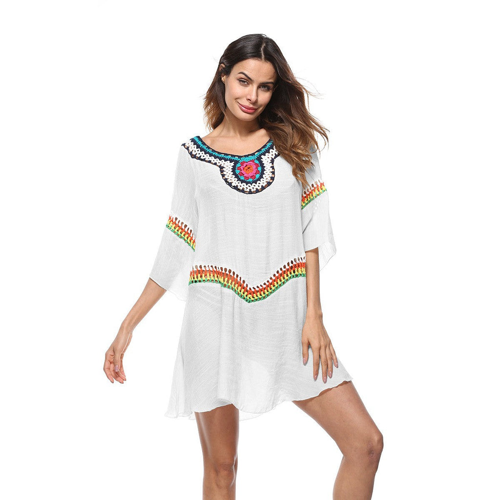 Women's beach tunic with colorful embroidery and wide sleeves, size S