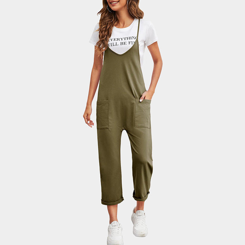 Women's relaxed jumpsuit with practical pockets and a casual cut, size S