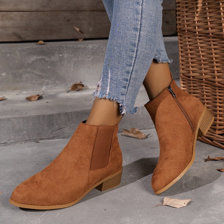Women's ankle boots with elegant zipper and comfortable block heel, size S