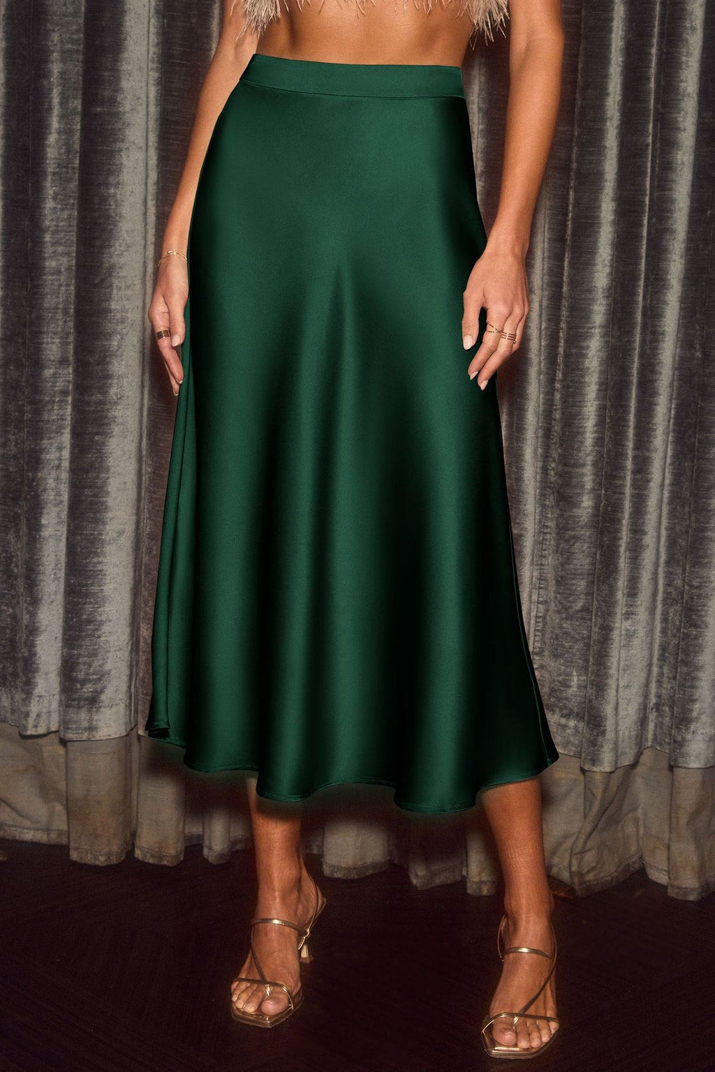 Women's flowing satin midi skirt with elasticated waistband, size
