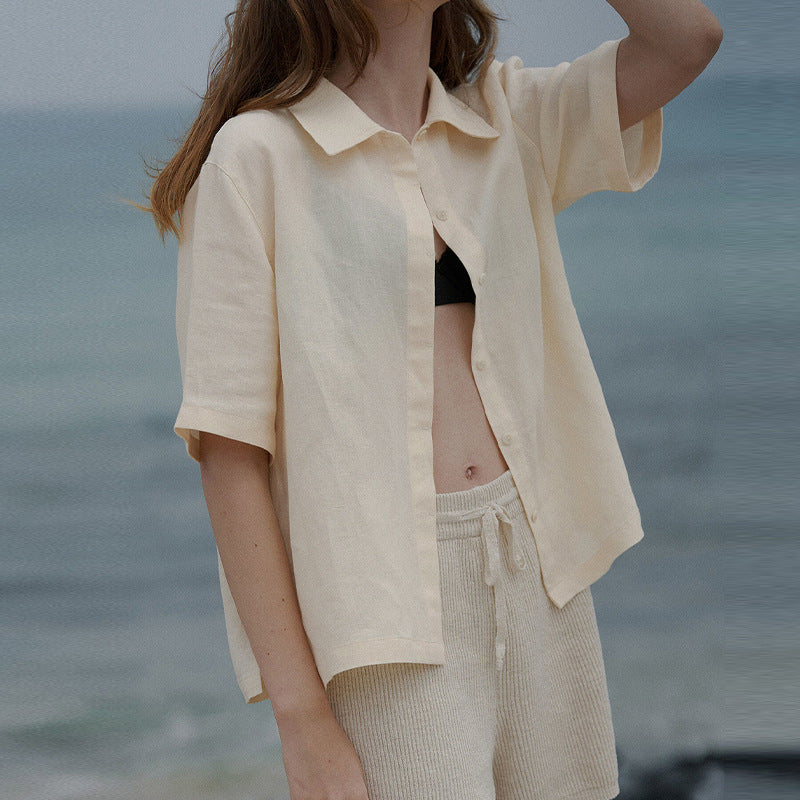 Women's short-sleeved linen blouse with classic collar and relaxed fit, size [size missing]