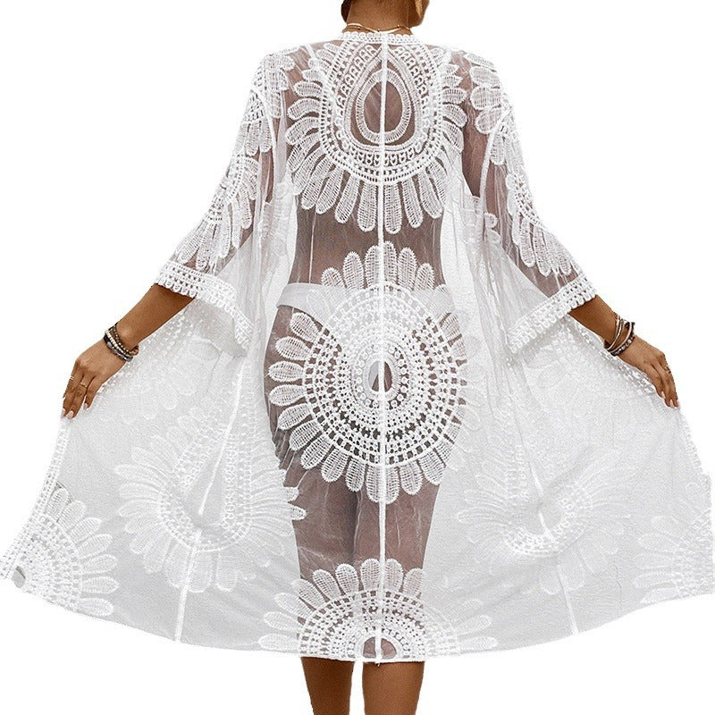 Eleganter Häkel-Strandwickel für Damen mit voluminösen Ärmeln und stilvollem Design, Größe S