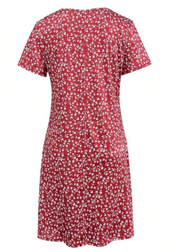 Women's short-sleeved dress with floral design and comfortable cut, size [size missing]