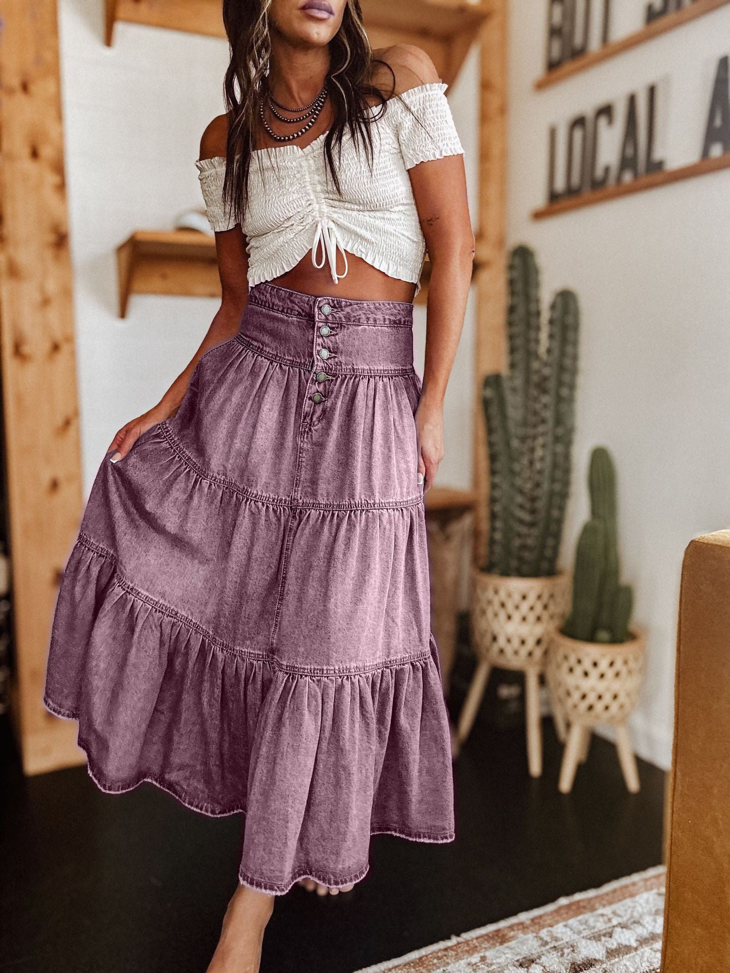 Women's cotton skirt with voluminous tiered design and fashionable button detail, size S