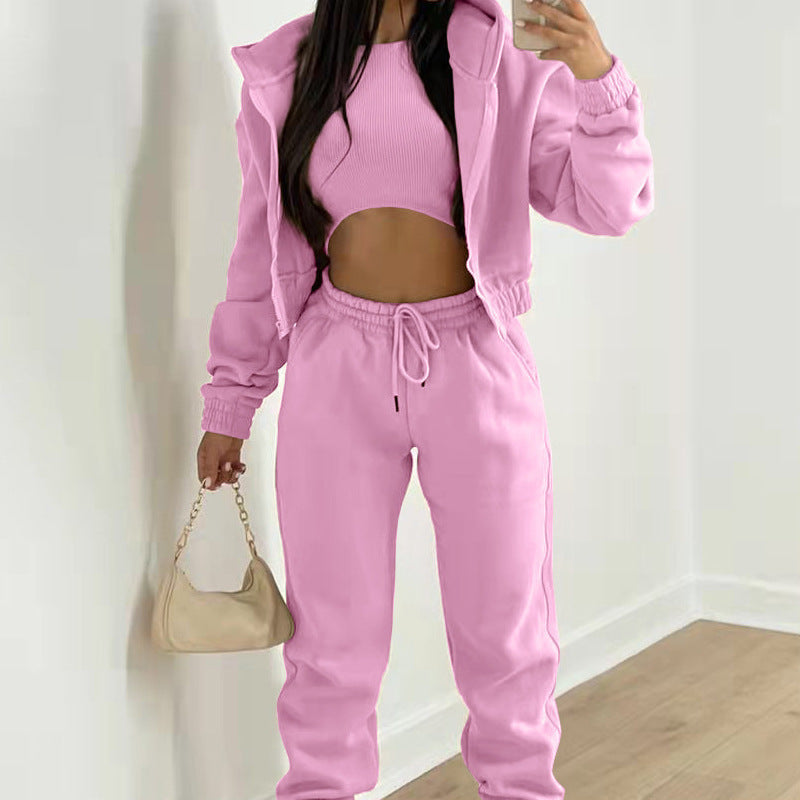 Women's sporty two-piece set with short top and casual jogging pants, size