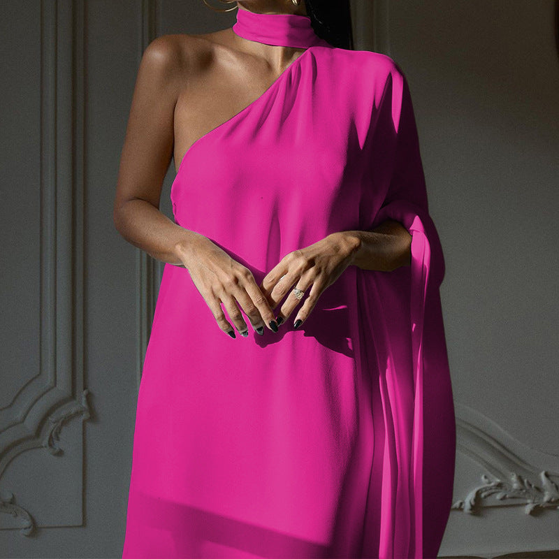 Elegantes One-Shoulder-Abendkleid für Damen mit fließendem Stoff und schickem Kragen, Größe S