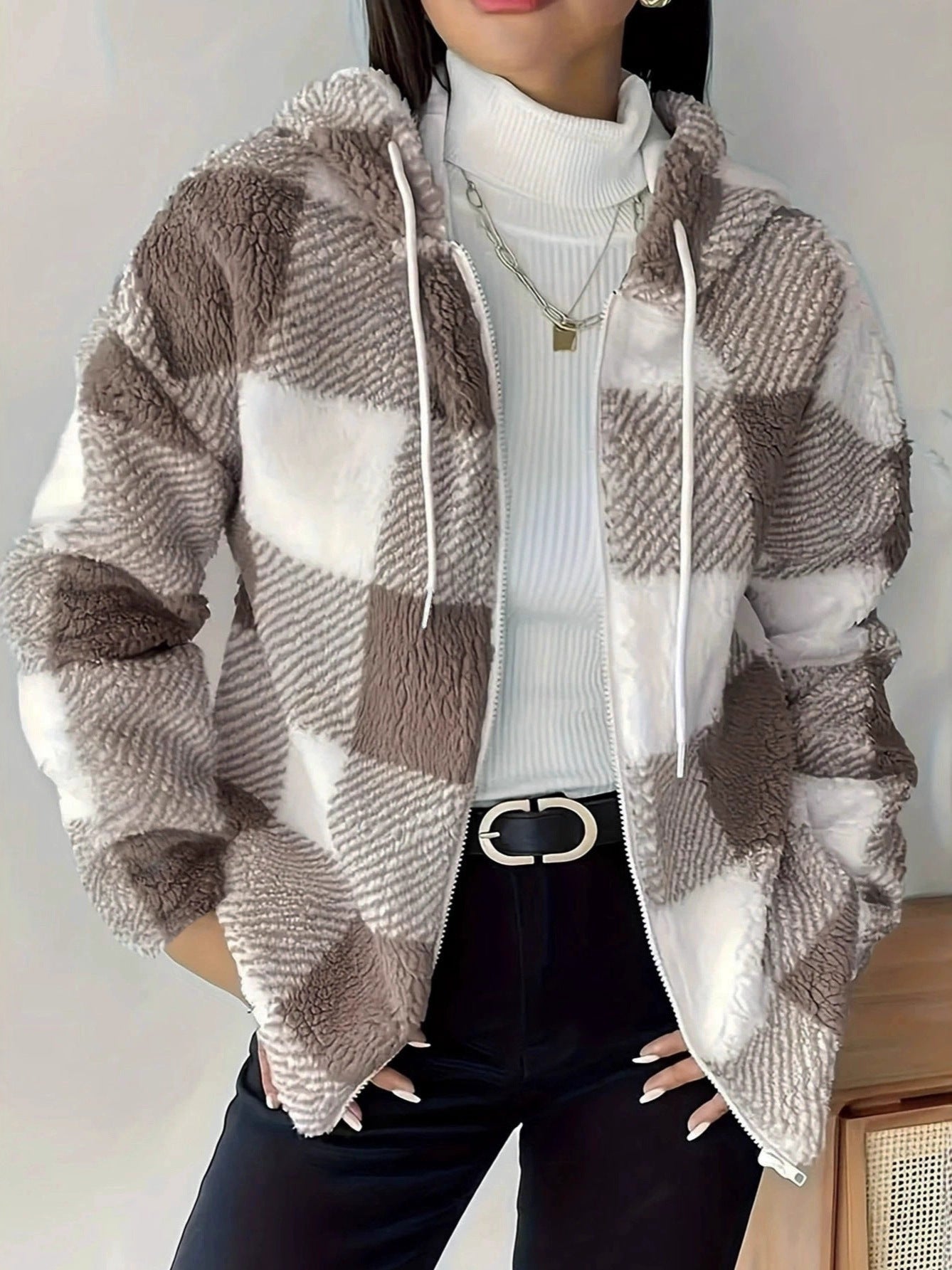 Valenzora | Checkered Teddy Hoodie Jacket | Warm and comfortable for winter