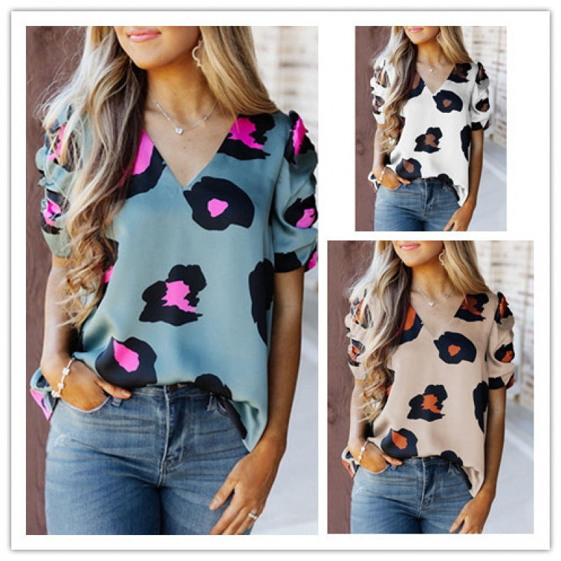 Women's blouse with fashionable floral print and elegant puff sleeves, size [size missing]