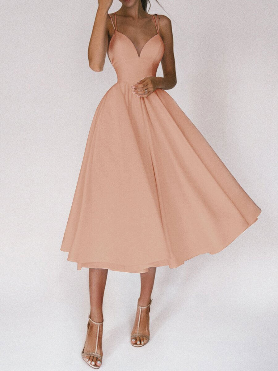 Valenzora | Spaghetti strap sleeveless V-neck solid color flared midi dress