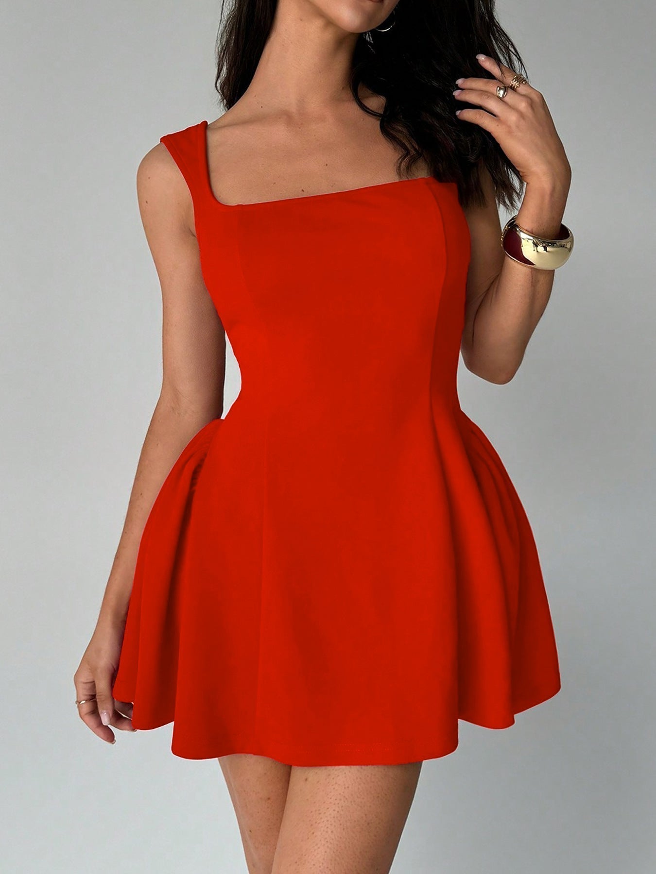 Damen A-Linien-Kleid mit eckigem Ausschnitt und Tellerrock, Größe