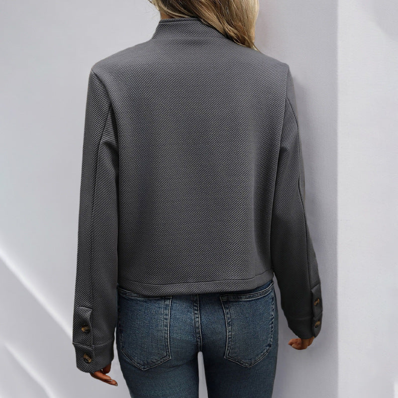Kurze Damenjacke mit Strukturstoff und modischen Knöpfen, Größe [Größe fehlt]