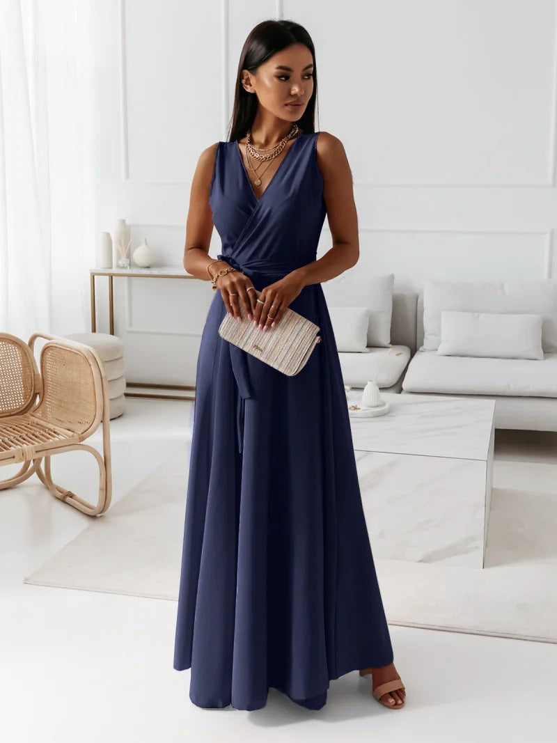 Elegant maxi dress for women – sleeveless V-neck evening dress in solid colors, long dress for weddings & summer parties