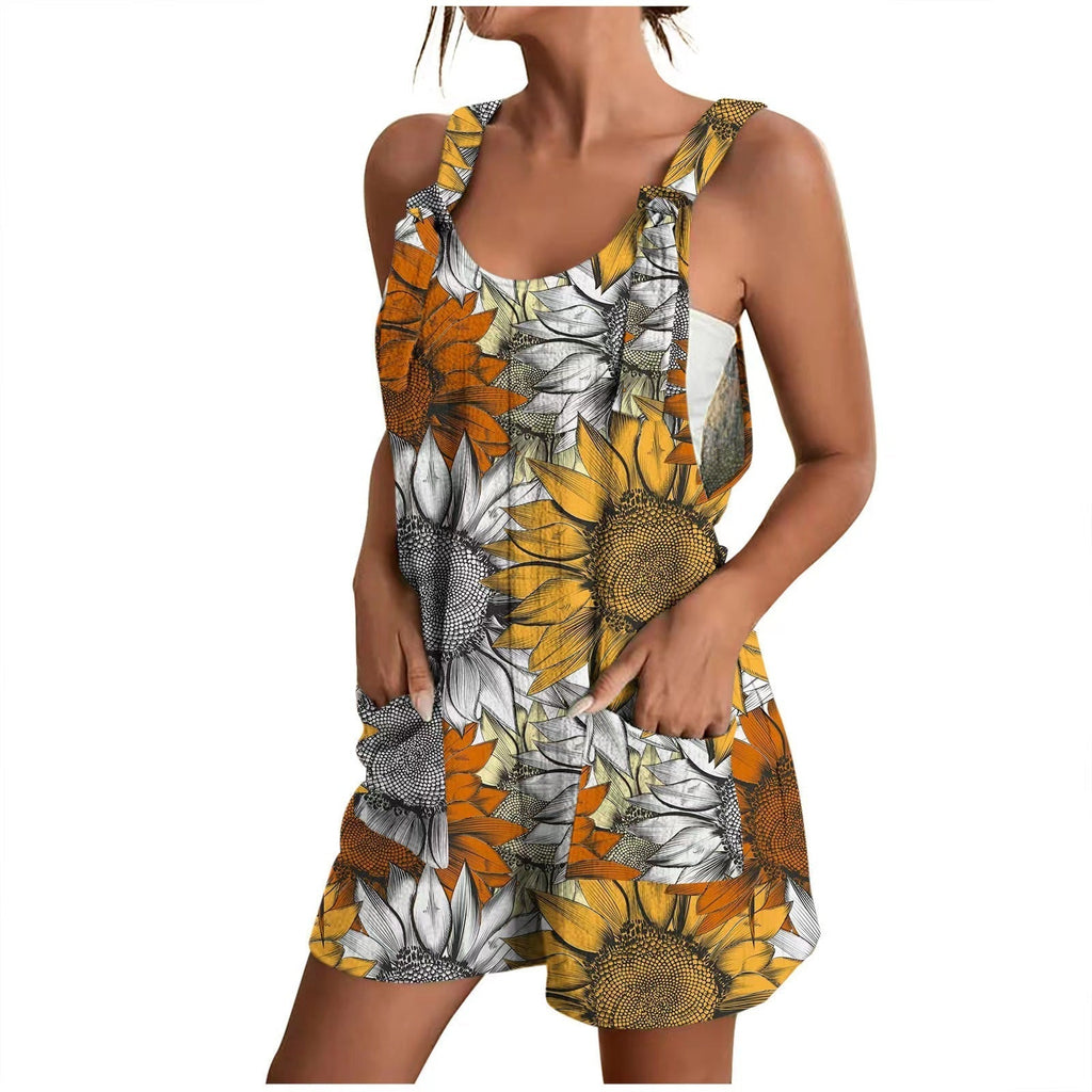 Women's airy jumpsuit with floral patterns and practical pockets, size S