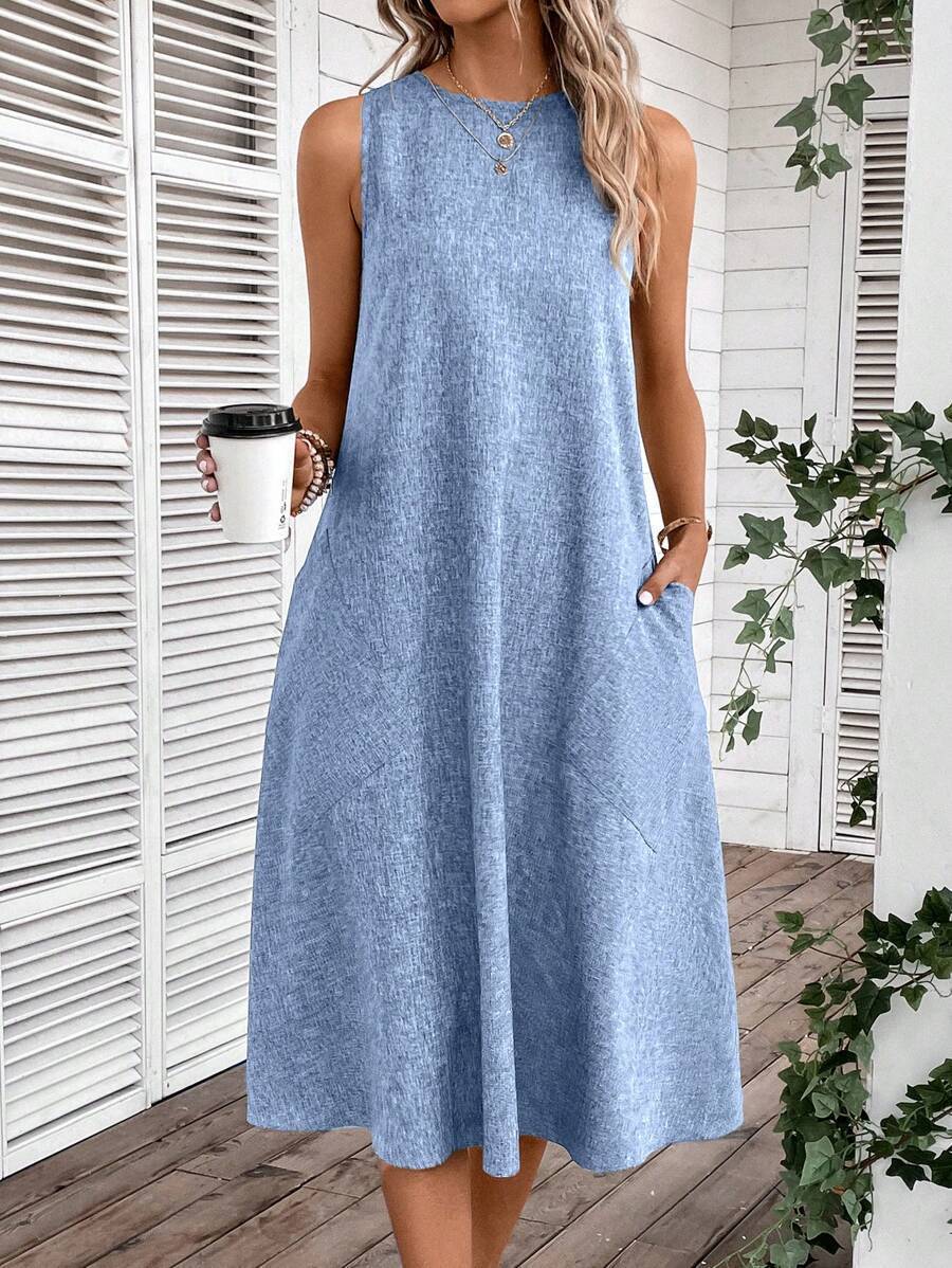 Women's casual midi dress with a deep neckline and practical pockets, size S