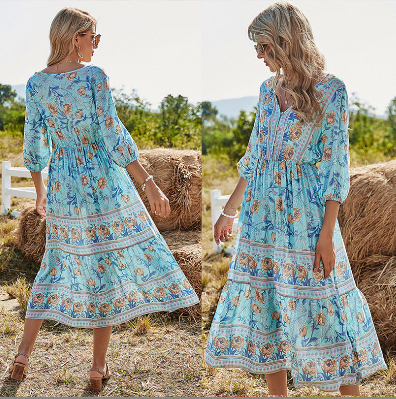 Valenzora | Women's midi dress with V-neck and floral pattern