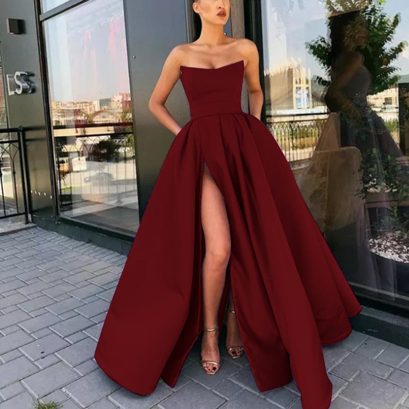 Women's elegant evening dress with deep slit and flowing skirt, size [size]
