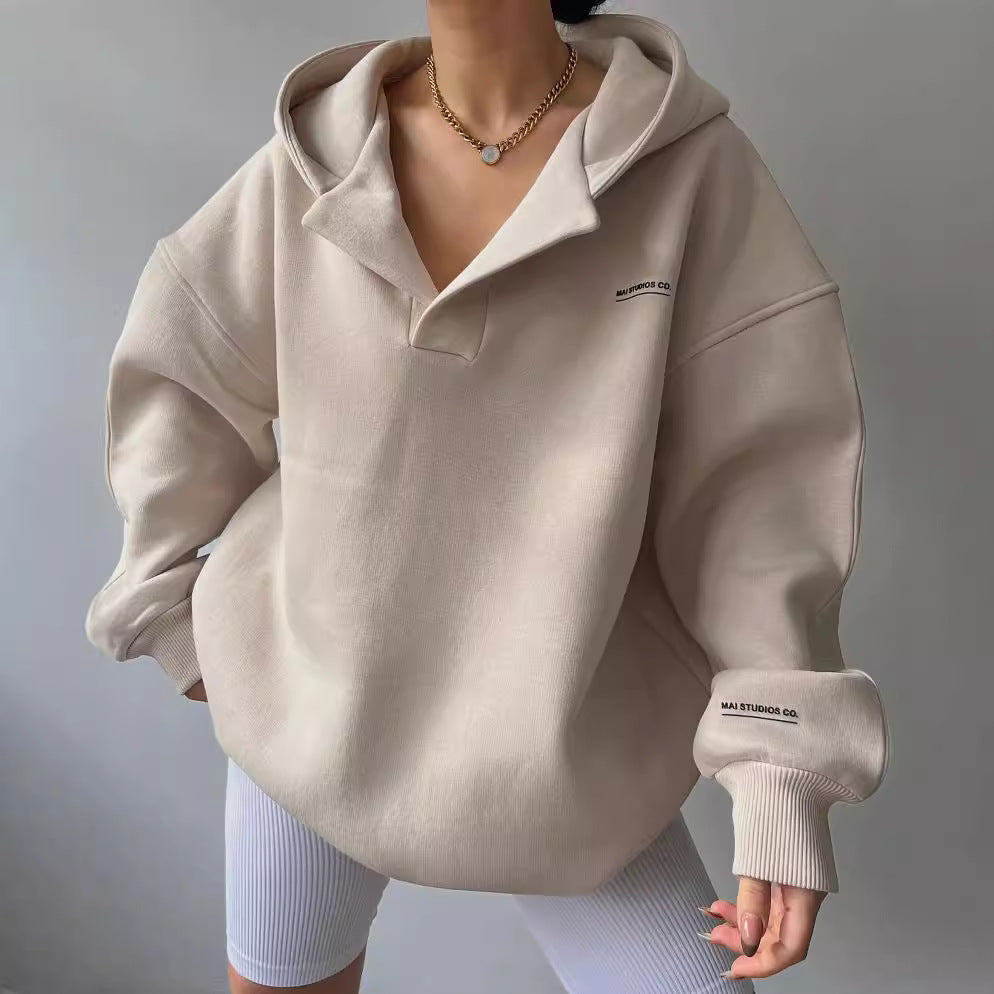 Women's oversized hoodie with kangaroo pocket and comfortable fit, size S